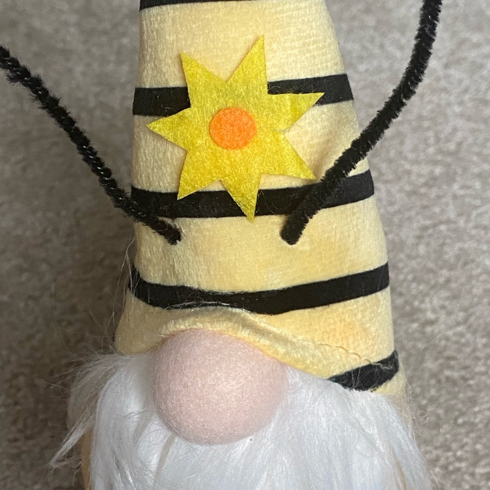Bee Gnomes Figurines Plush 14" High Set of 2 Yellow with Antennae Wings Beard - Picture 9 of 9